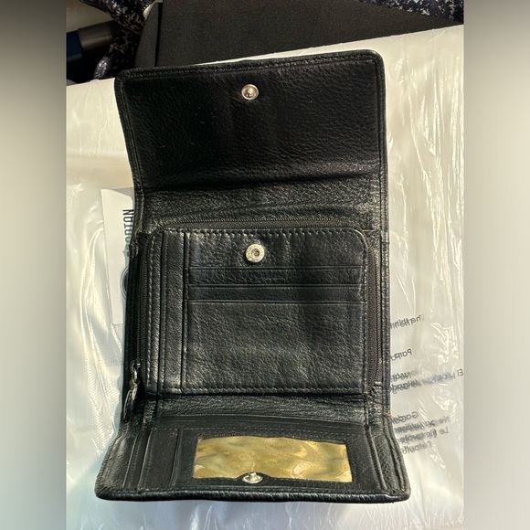 Brighton multi compartment wallet - Picture 2 of 6